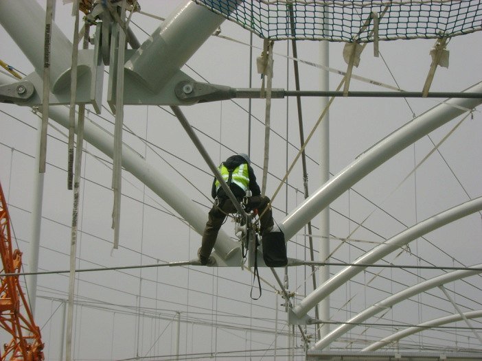 Liamanoliustadion bukarest27 702x526t5 ic