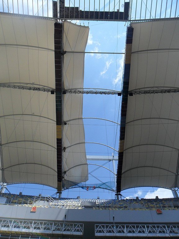 Liamanoliustadion bukarest31 576x768t5 ic